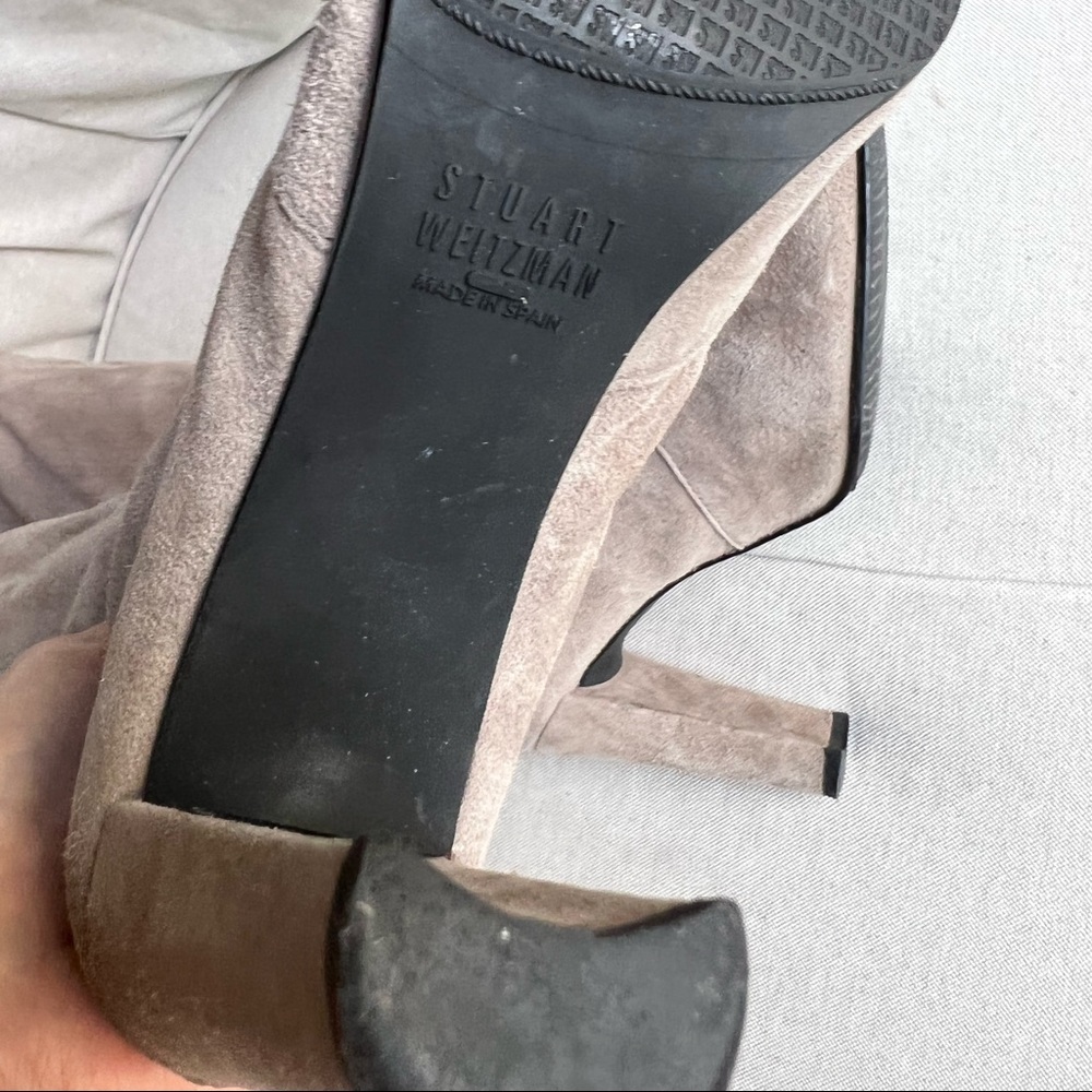 STUART WEITZMAN
Highland Suede Boots Size:6.5 - Picture 4 of 7
